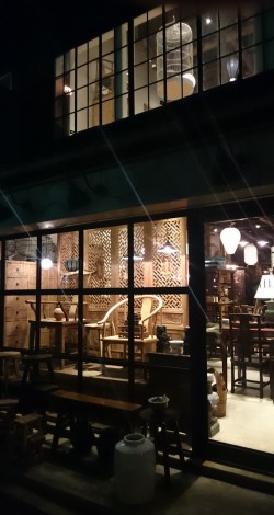 目黒通り　家具２