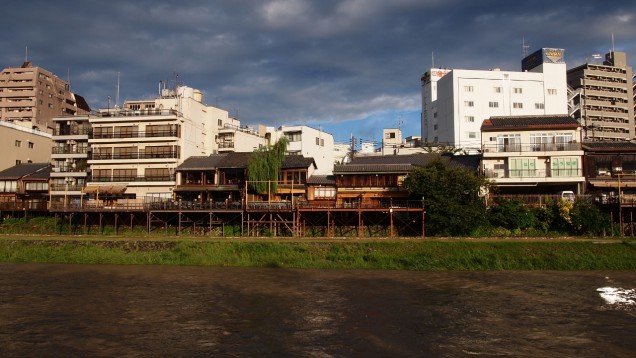 鴨川沿い