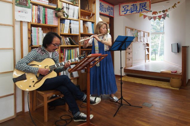 生演奏