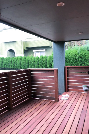 ウッドデッキ